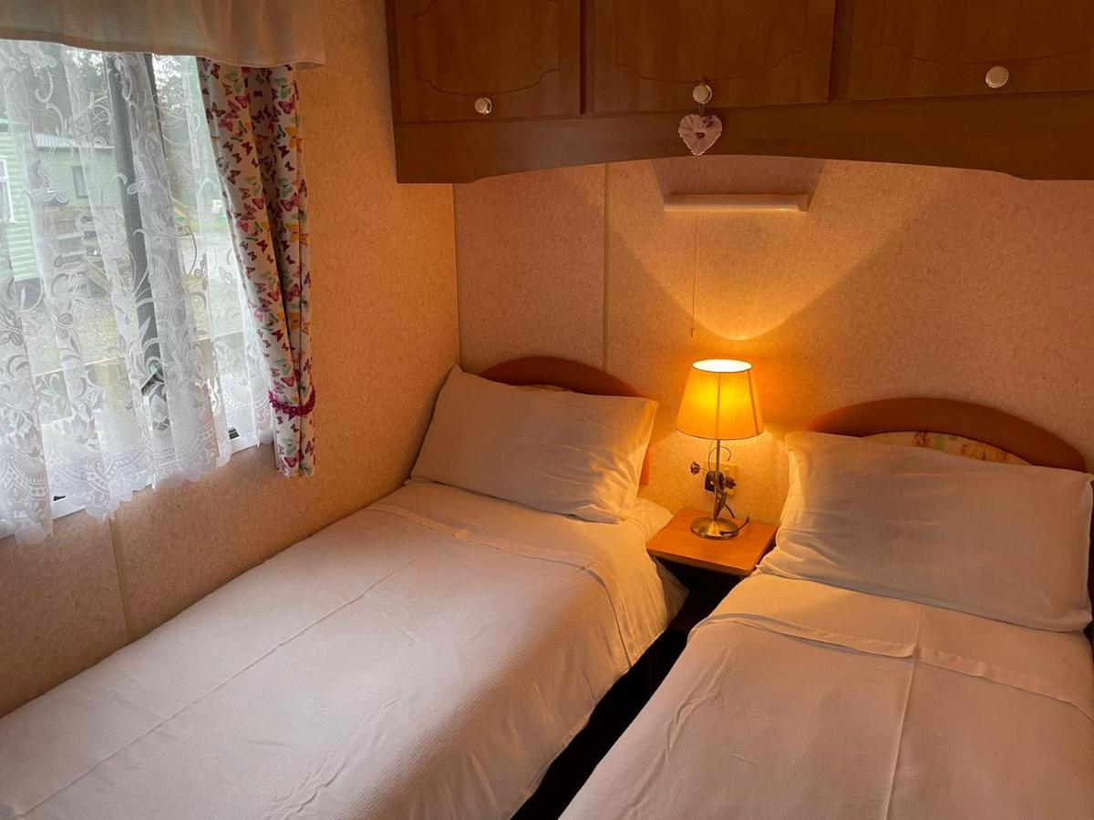 38 Glenfinart Caravan Park Villa Dunoon Esterno foto